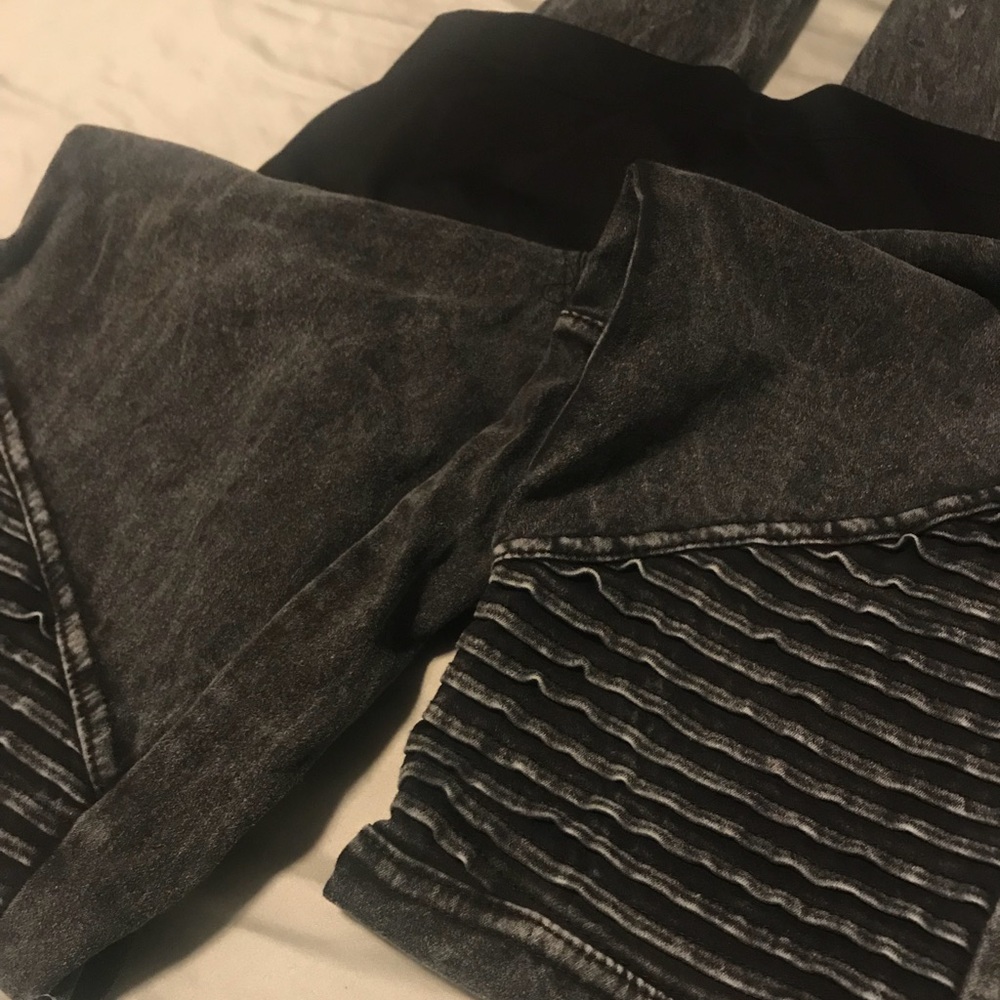 Maternity leggings